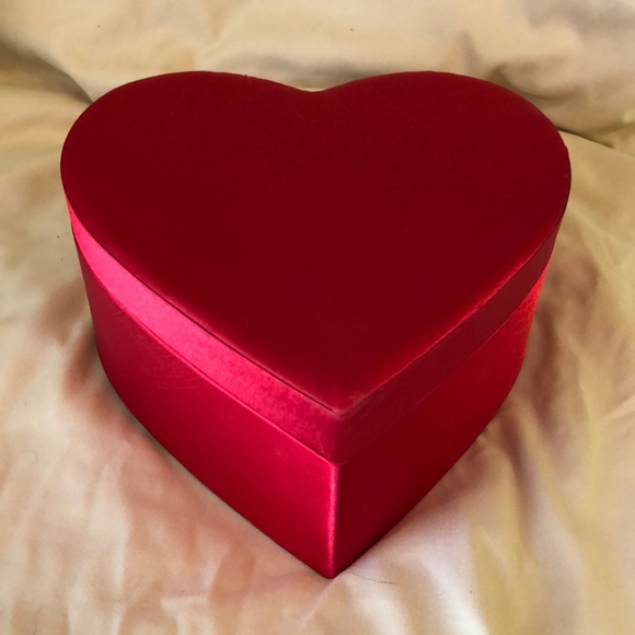 Other - REDUCED - A beautiful Red Heart Box Other - REDUCED - A beautiful Red Heart Box